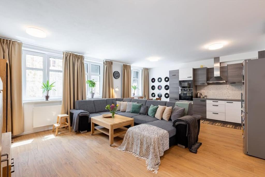 Haven Beskydska Street Getaway Appartement